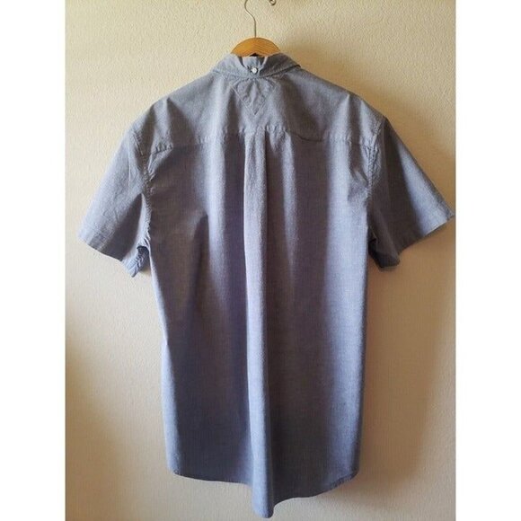 Tommy Hilfiger Mens Classic Fit Shirt Short Sleeve Blue Chambray Button XL - Picture 7 of 11